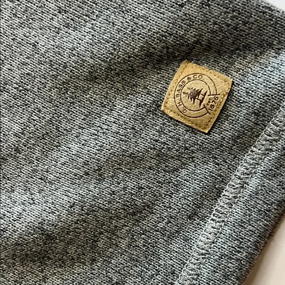 G.H. Bass & Co. Gray Crewneck Sweater - Picture 5 of 7